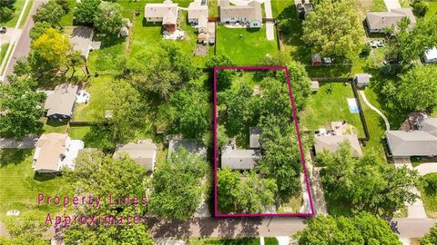 Photo of 410 S Jefferson Street, Spring Hill, KS 66083 (MLS # 2614772)