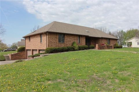 1410 Grandview Drive, Warrensburg, MO 64093 - #: 2601472