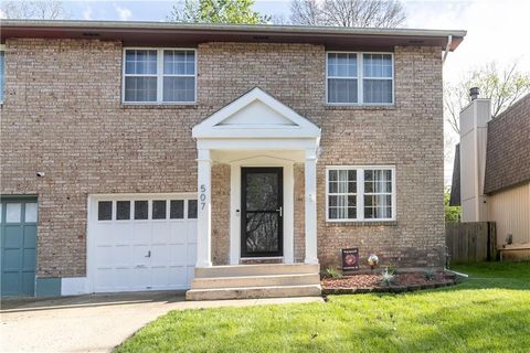 Photo of 507 NE 90th Terrace, Kansas City, MO 64155 (MLS # 2617645)