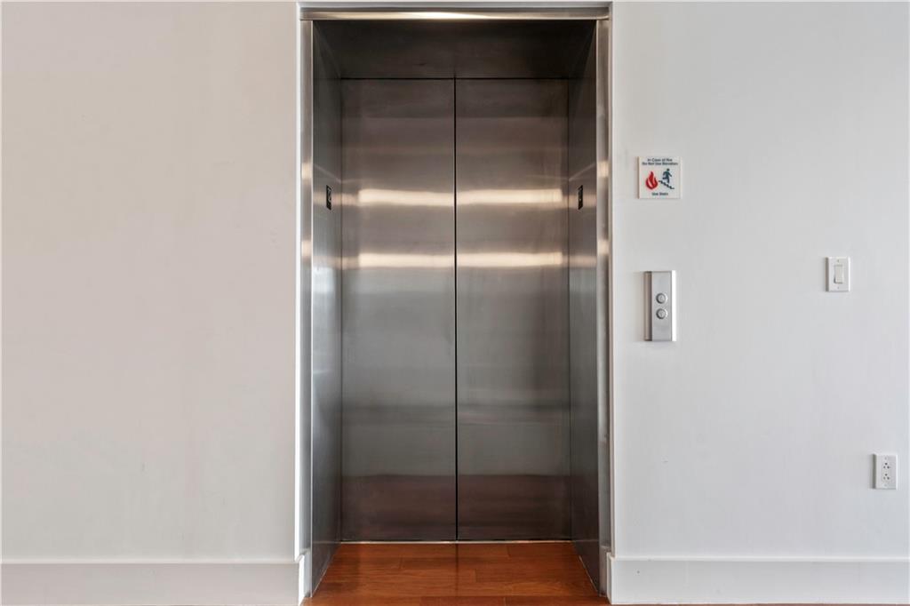 4646 Broadway Street 12th Floor