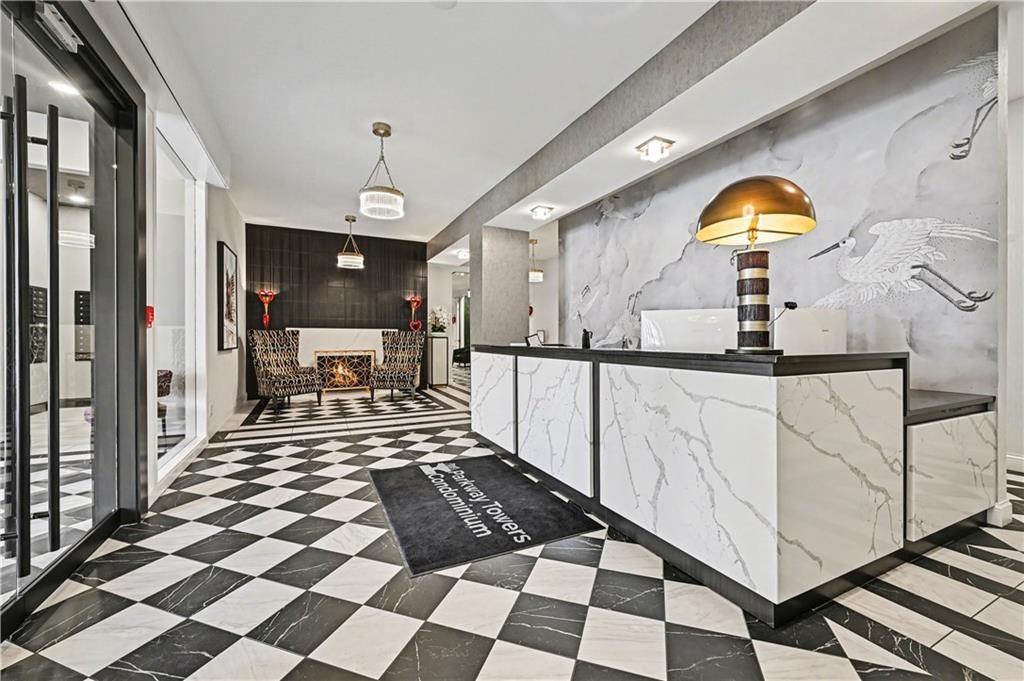 4545 Wornall Road 101