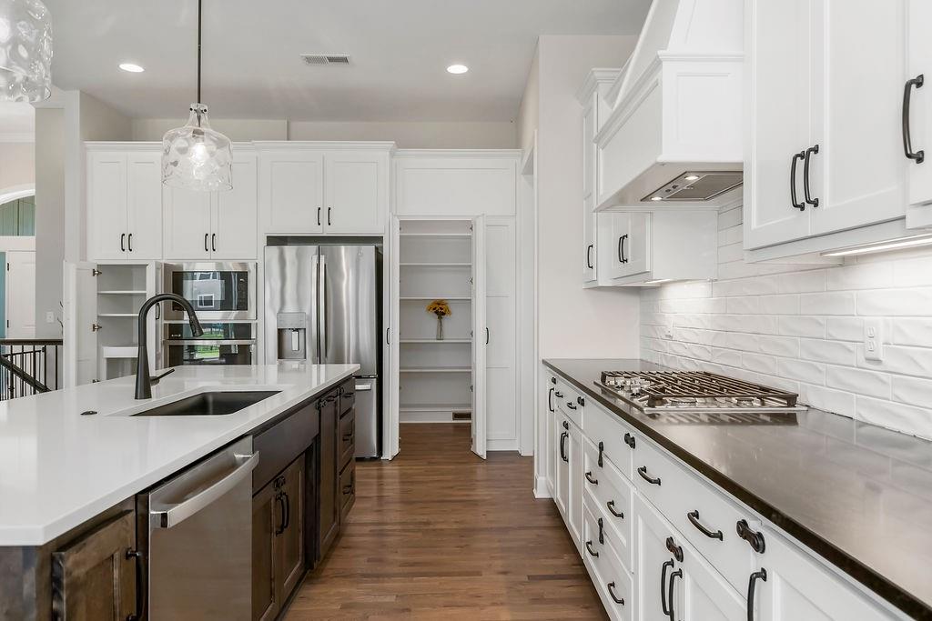2055 NW Obrien Road