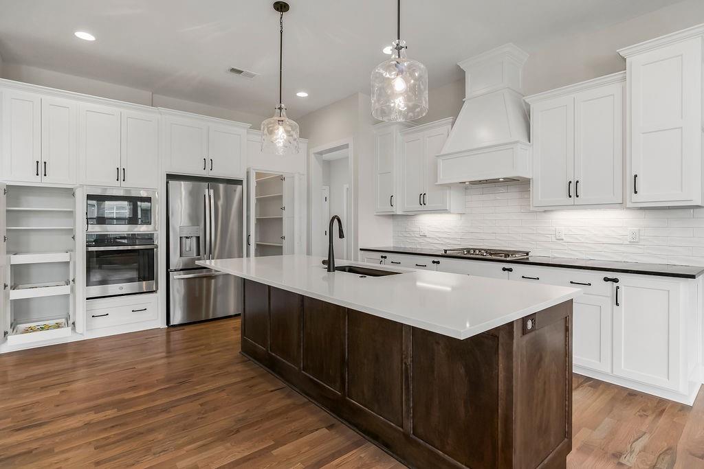 2055 NW Obrien Road