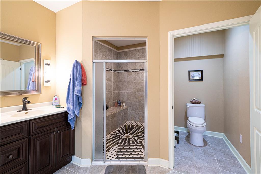 St Joseph, Missouri 64504, United States, 3 Bedrooms Bedrooms, ,4 BathroomsBathrooms,Residential,Active,201410