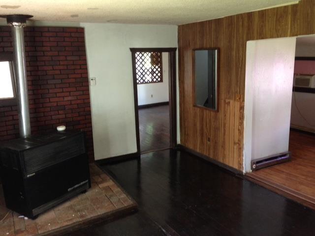 826 Ellinwood Street