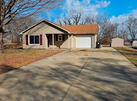 17129 Cerrito Drive Belton MO 64012