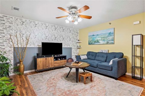 2405 NE 68th Street Gladstone MO 64118