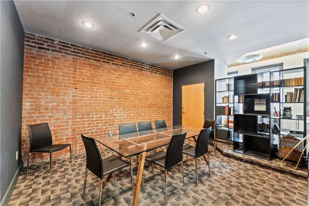 200 Main Street 404