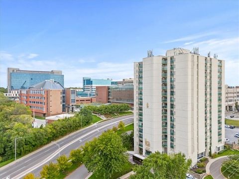 3838 Rainbow Boulevard 304 Kansas City KS 66103