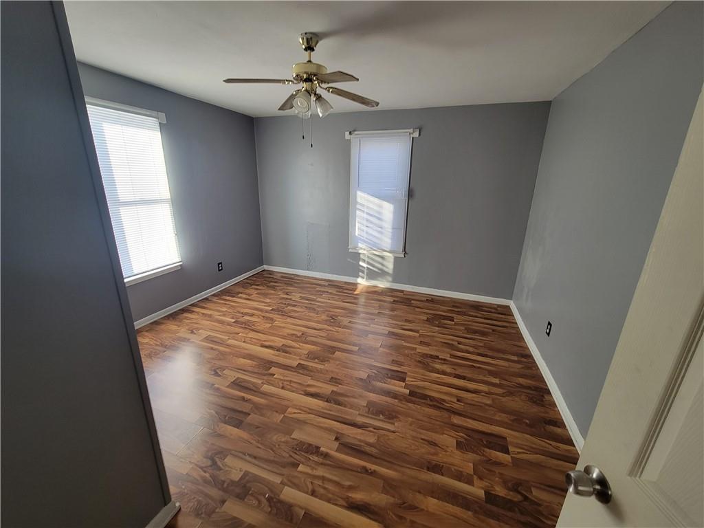 St Joseph, Missouri 64504, United States, 2 Bedrooms Bedrooms, ,1 BathroomBathrooms,Residential,Active,96038