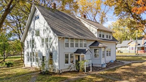 807 Highgrove Road, Grandview, MO 64030 - #: 2584952