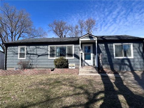 8422 W 69th Terrace Overland Park KS 66204