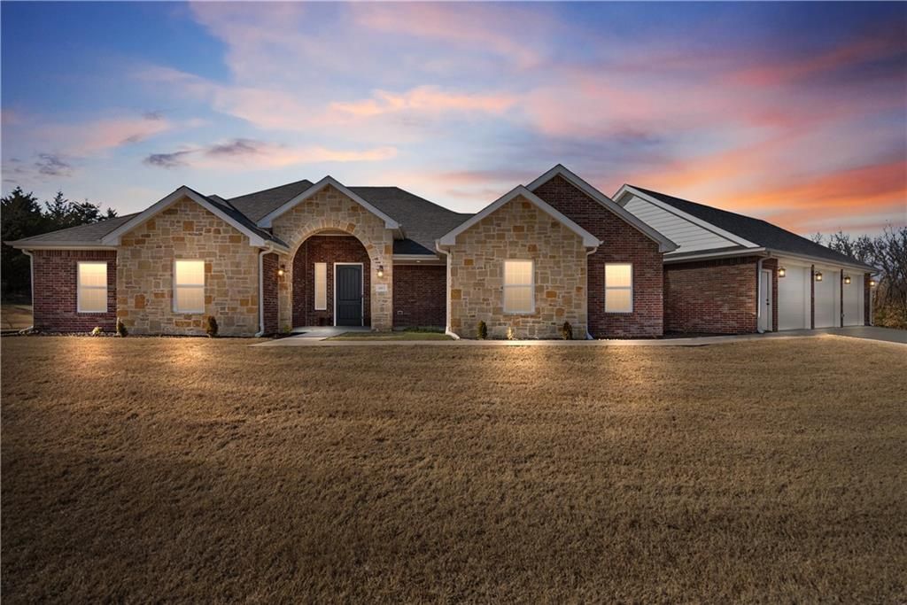 Photo of 4343 CR 2000 Road, Coffeyville, KS 67337 (MLS # 2608077)