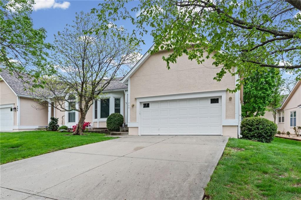 200 SE Ridgeview Drive