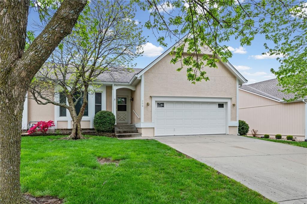200 SE Ridgeview Drive