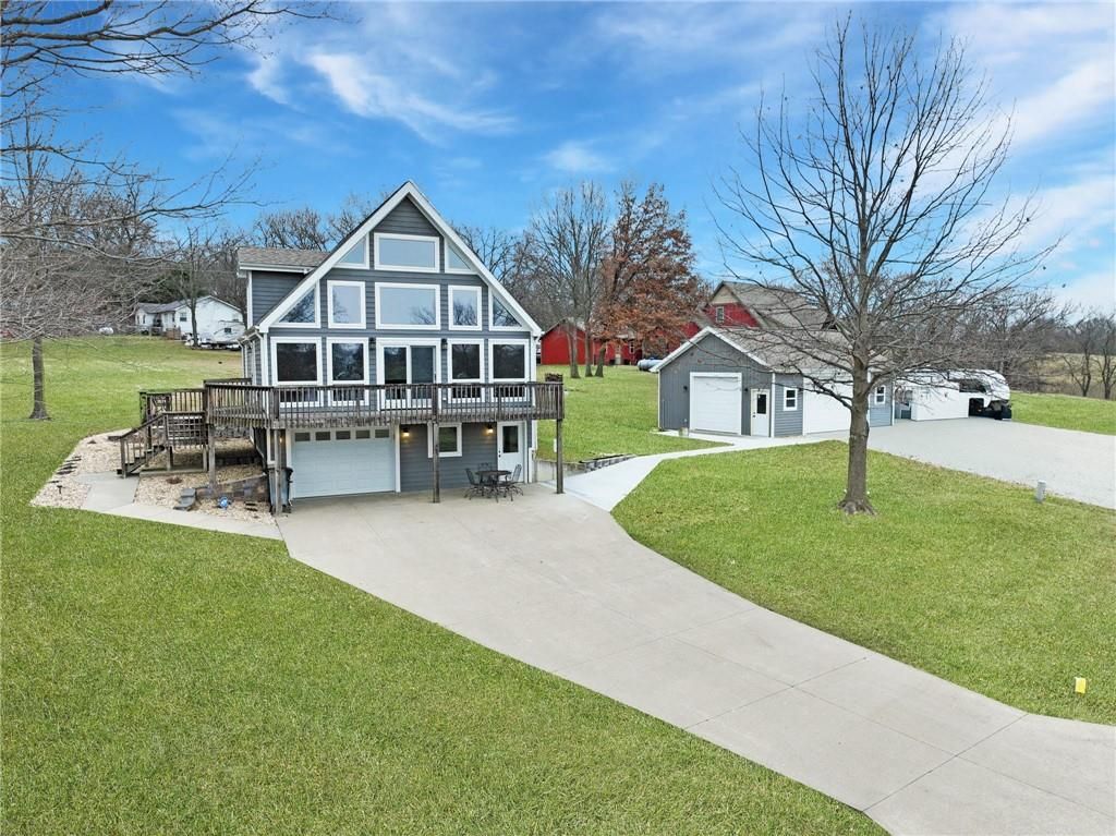 Photo of 385 Lake Viking Terrace, Gallatin, MO 64640 (MLS # 2592105)