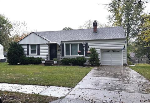 5308 W 72nd Street Prairie Village KS 66208