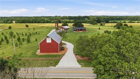 Photo of 17322 S State Rt E N/A, Pleasant Hill, MO 64080 (MLS # 2628411)