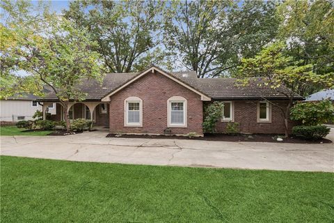 12640 Oakmont Drive, Kansas City, MO 64145 - #: 2577602