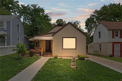 6807 Bellefontaine Drive, Kansas City, MO 64132 - MLS#: 2548270