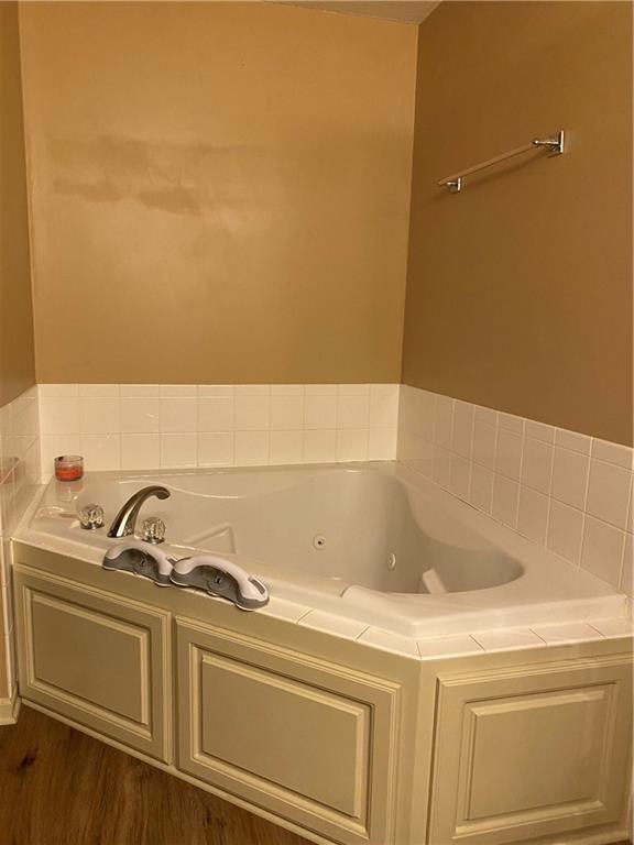 2301 Richwood Circle