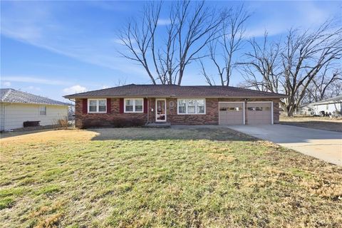 6018 Richards Drive, Shawnee, KS 66216 - #: 2595306