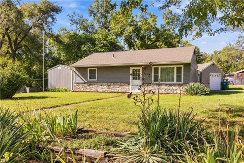 Photo of 3706 Harmony Drive, Kansas City, KS 66106 (MLS # 2645176)