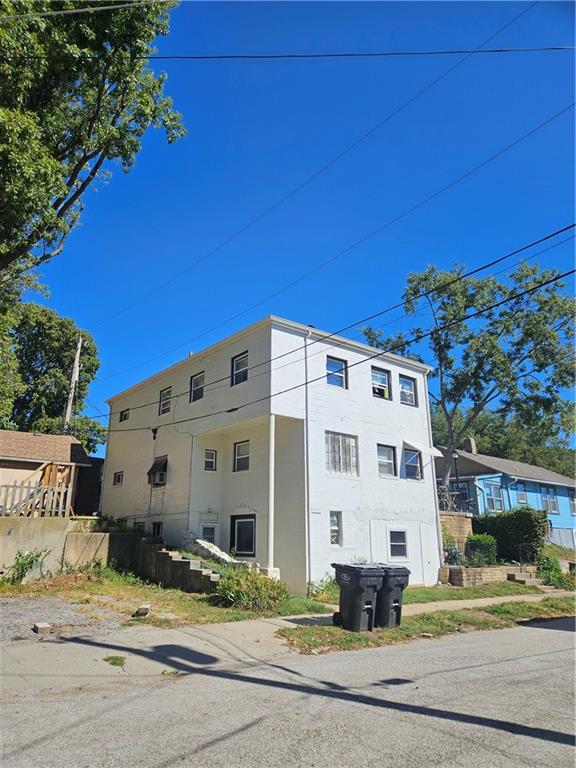 1206-1208 W White Oak Street