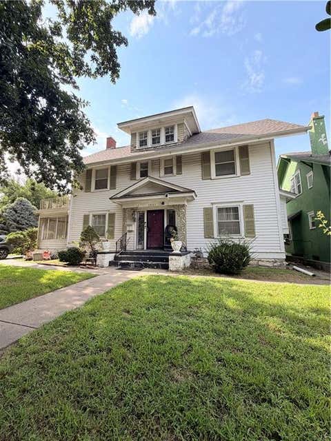 Photo of 1051 Kimball Avenue, Kansas City, KS 66104 (MLS # 2637377)