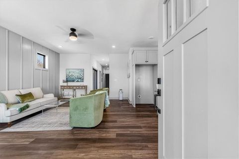 1001 S Riverview Avenue S, Independence, MO 64056 - MLS#: 2576773