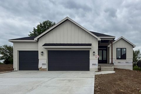 Photo of 24915 W 112th Street, Olathe, KS 66061 (MLS # 2596622)