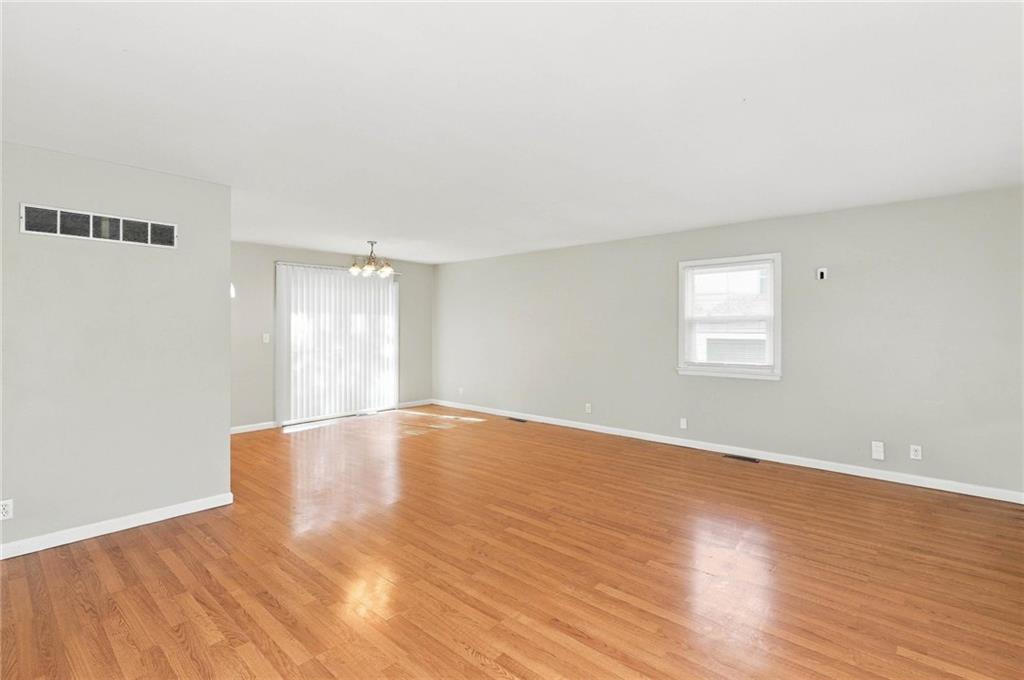 1405 NE 76th Street