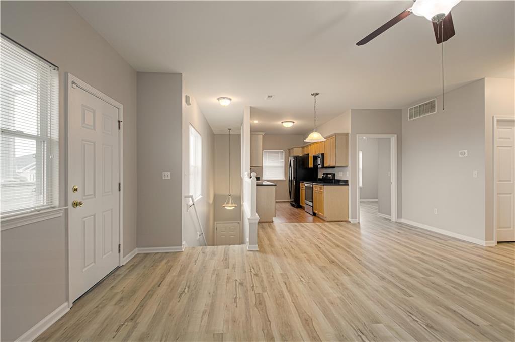 11721 S ROUNDTREE Street 200