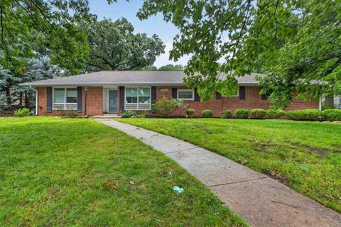 Photo of 2800 W 91st Street, Leawood, KS 66206 (MLS # 2638303)