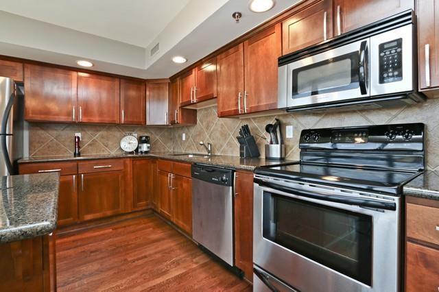 600 E ADMIRAL Boulevard 1104