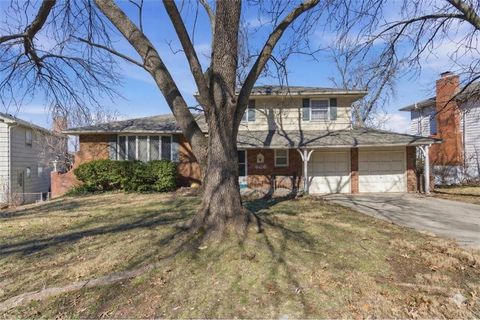 606 E 105th Terrace Kansas City MO 64131