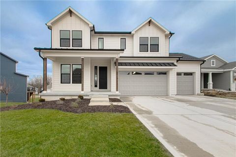 17163 S Laurelwood Street Olathe KS 66062