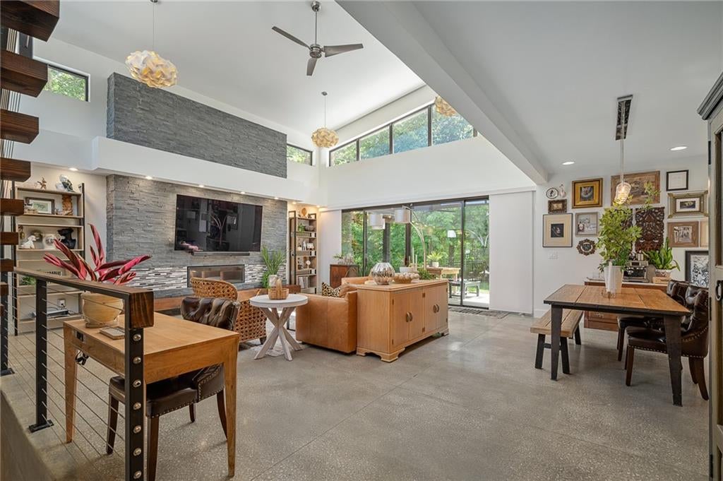 4717 CANAAN LAKE Circle