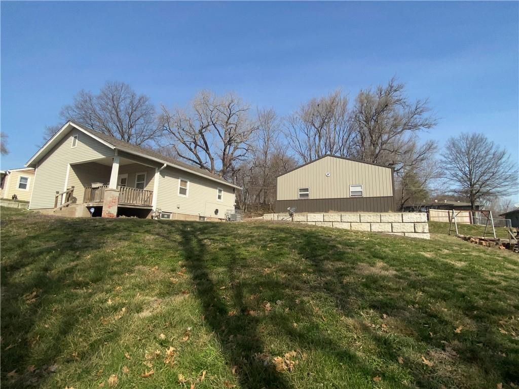 Photo of 2301 Atchison Street, St Joseph, MO 64503 (MLS # 2608366)
