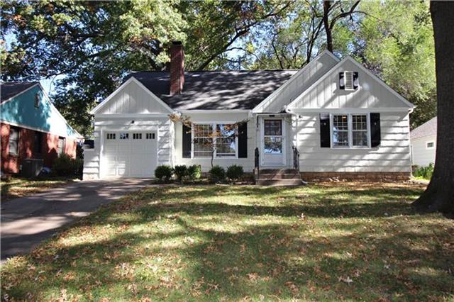 Photo 1 of 20 — 7645 Belleview Avenue, Kansas City, MO 64114
