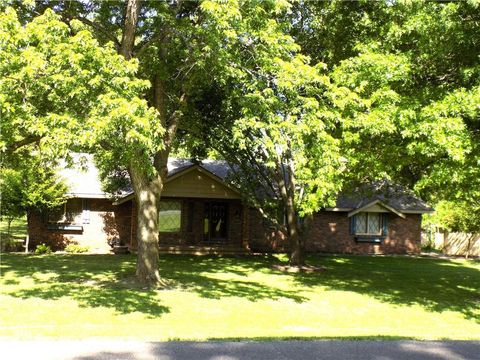 1200 S Lincoln Street, Ottawa, KS 66067 - MLS#: 2606019