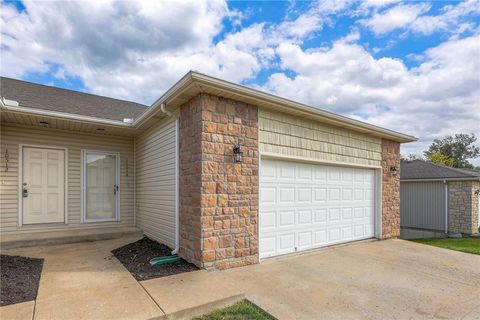 10514 E 45th Terrace, Kansas City, MO 64133 - #: 2578848