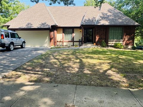 12800 locust Street, Kansas City, MO 64145 - #: 2572562