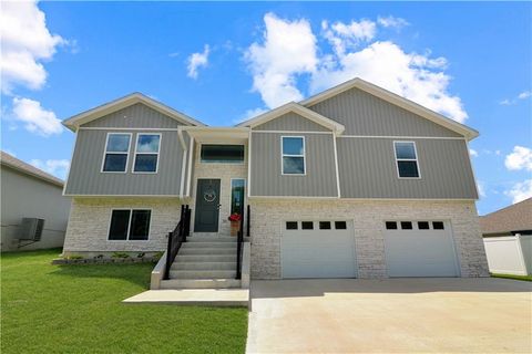 MLS: 2549567