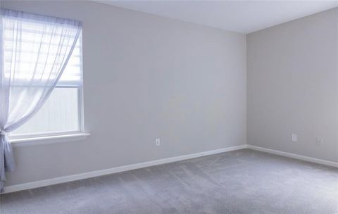 Tiny photo for 1122 Blue Bird Lane, Liberty, MO 64068 (MLS # 2623353)