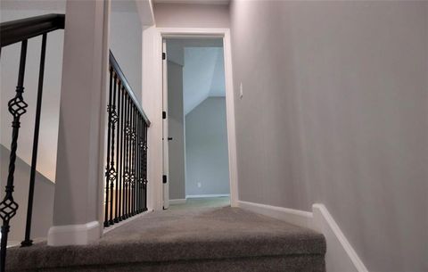 Tiny photo for 1122 Blue Bird Lane, Liberty, MO 64068 (MLS # 2623353)