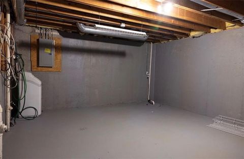 Tiny photo for 1122 Blue Bird Lane, Liberty, MO 64068 (MLS # 2623353)