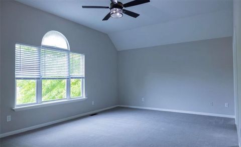 Tiny photo for 1122 Blue Bird Lane, Liberty, MO 64068 (MLS # 2623353)