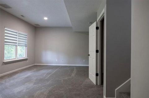 Tiny photo for 1122 Blue Bird Lane, Liberty, MO 64068 (MLS # 2623353)