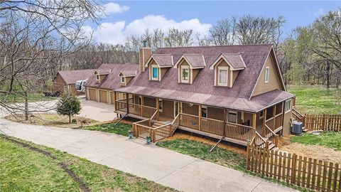 4623 Whispering Oaks Lane, Smithville, MO 64089 - #: 2534657